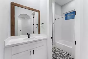 113 Coronado St, Houston, TX 77009 - Photo 34