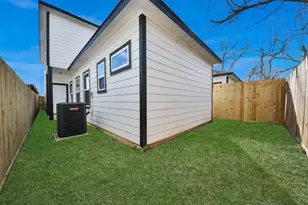 4013 Elmwood St, Houston, TX 77051 - Photo 38