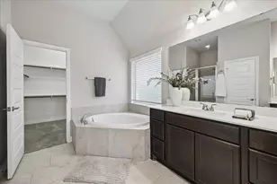 13833 Arbor Meadows Ln, Pearland, TX 77584 - Photo 16