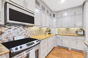 11834 Bisonte St, Needville, TX 77461 - Photo 14