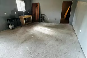 204 Pine Bend Ct, Cleveland, TX 77327 - Photo 6