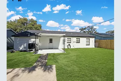 1417 5th Avenue N, Texas City, TX 77590 - Photo 16