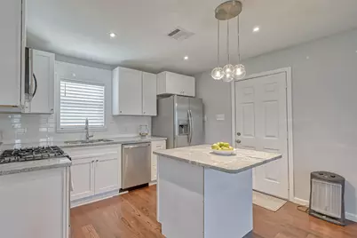 3818 Noah Street, Houston, TX 77021 - Photo 14