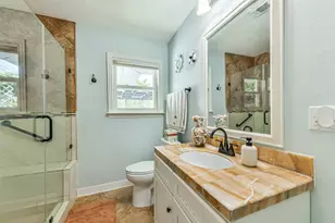 1425 Harbor View Dr, Galveston, TX 77550 - Photo 20