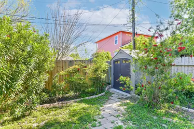 1425 Harbor View Drive, Galveston, TX 77550 - Photo 26