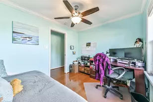 1425 Harbor View Dr, Galveston, TX 77550 - Photo 32