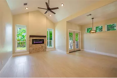 2408 28th Ave N, Texas City, TX 77590 - Photo 6