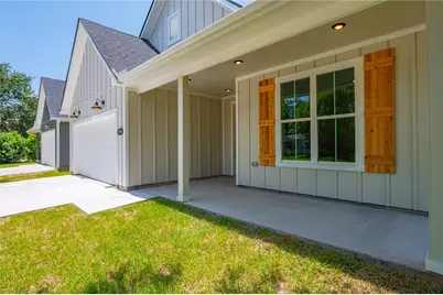 2408 28th Ave N, Texas City, TX 77590 - Photo 2