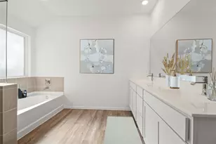 497 Comal Trl, Dayton, TX 77535 - Photo 4