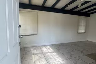 9113 Oak Knoll Ln, Houston, TX 77078 - Photo 6