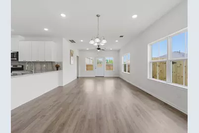 2815 Bowlin Leaf Lane, Houston, TX 77014 - Photo 10