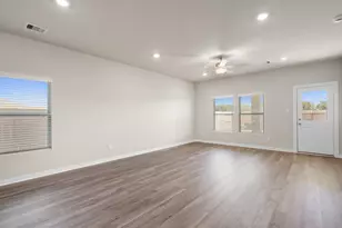 13235 Padre Bay Ln, Rosharon, TX 77583 - Photo 10