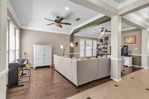 425 Cardinal Oaks, League City, TX 77565 - Photo 12