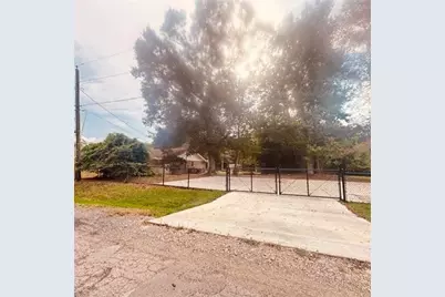 4802 Holly Street, Orange, TX 77630 - Photo 4