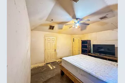 1002 Elliott Street, Houston, TX 77023 - Photo 8