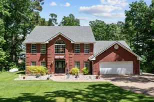 590 Shoreline Dr, Nacogdoches, TX 75964 - Photo 1