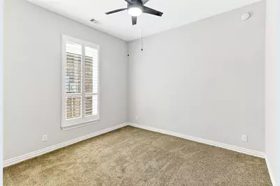 208 Woodside Court, Clute, TX 77531 - Photo 24