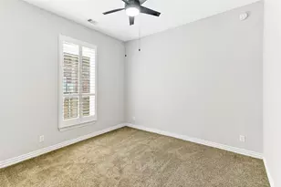 208 Woodside Ct, Clute, TX 77531 - Photo 24