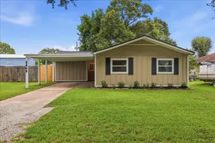 2409 Grand Blvd, Port Neches, TX 77651 - Photo 1