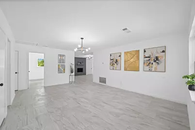 15415 W Hampton Circle, Houston, TX 77071 - Photo 6