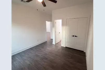 5838 Beldart Street #A/B, Houston, TX 77033 - Photo 8