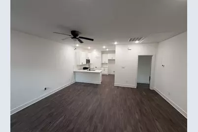 5838 Beldart Street #A/B, Houston, TX 77033 - Photo 2
