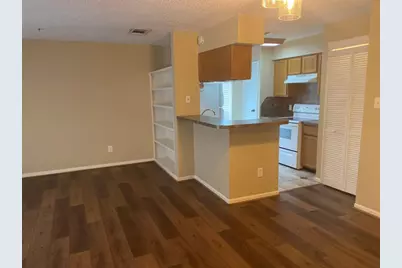 2120 El Paseo Street #102, Houston, TX 77054 - Photo 4