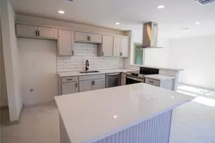 11042 Petworth Dr, Houston, TX 77072 - Photo 16