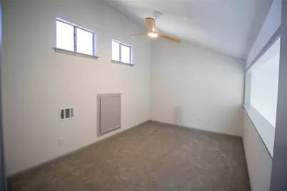 11042 Petworth Drive, Houston, TX 77072 - Photo 32