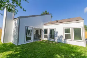 11042 Petworth Dr, Houston, TX 77072 - Photo 36