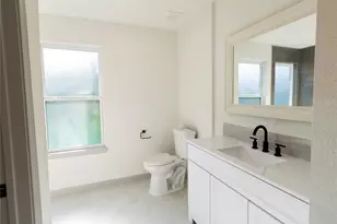 11042 Petworth Dr, Houston, TX 77072 - Photo 24