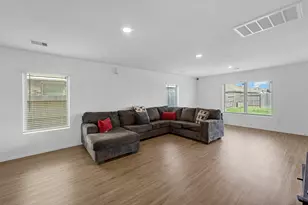 7826 Switchgrass Crk Dr, Katy, TX 77493 - Photo 4