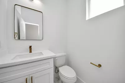8117 Sterlingshire Street #A/B, Houston, TX 77078 - Photo 16