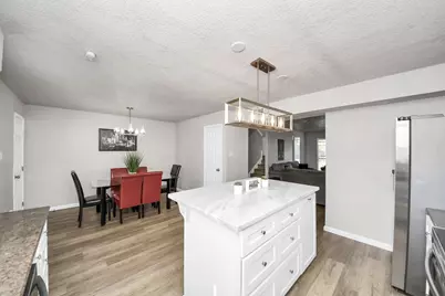 5825 Village Forest Court, Houston, TX 77092 - Photo 6