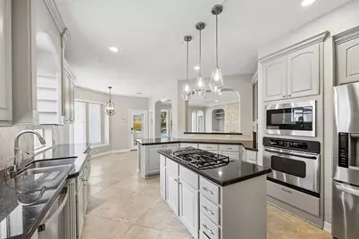 6331 Collina Springs Court, Houston, TX 77041 - Photo 10