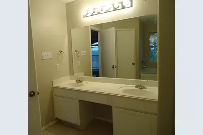 11047 Knobbley Oak Court, Houston, TX 77065 - Photo 24