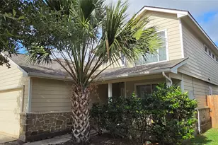 11047 KNOBBLEY Oak Ct, Houston, TX 77065 - Photo 2