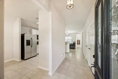 3039 Boxwood Springs Lane, Dickinson, TX 77539 - Photo 6