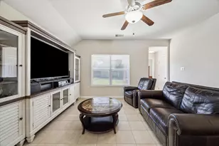 3039 Boxwood Springs Ln, Dickinson, TX 77539 - Photo 14