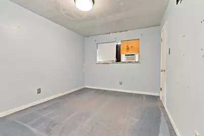 1906 Kings Lane, Alvin, TX 77511 - Photo 12