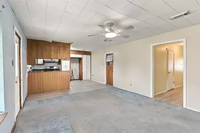 1906 Kings Lane, Alvin, TX 77511 - Photo 4
