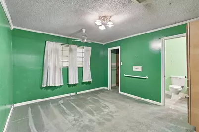 1906 Kings Lane, Alvin, TX 77511 - Photo 14