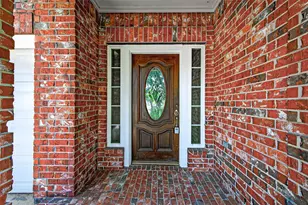 7902 Fall Hollow Dr, Houston, TX 77041 - Photo 2