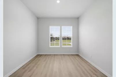 1568 Elm Court, Angleton, TX 77515 - Photo 4