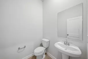 1568 Elm Ct, Angleton, TX 77515 - Photo 8