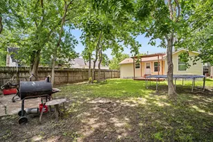 135 Pine Bluff St, La Porte, TX 77571 - Photo 16