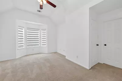 1311 Rene Court Court, Sugar Land, TX 77479 - Photo 32