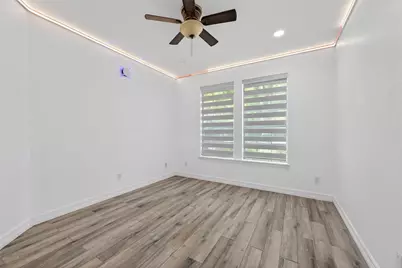 1311 Rene Court Court, Sugar Land, TX 77479 - Photo 26