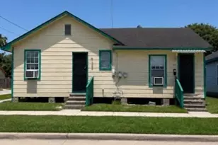 716 S 79th St, Houston, TX 77012 - Photo 2
