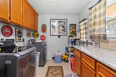 9895 Hickory Ridge Drive, Conroe, TX 77303 - Photo 14